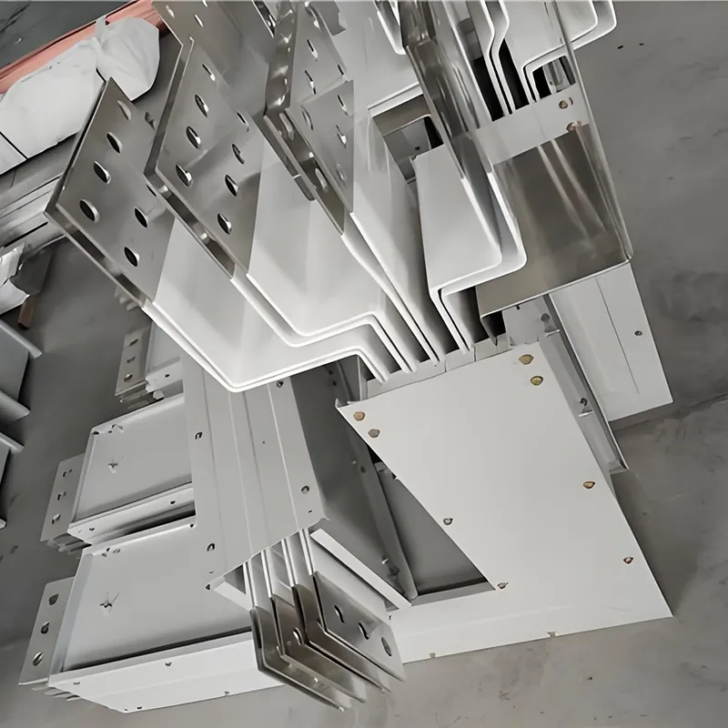 کاپر کنڈکٹر سینڈوچ بس وے